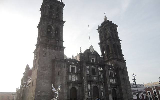 The twin towers of Puebla Cathedral at dawn, seen from the zócalo